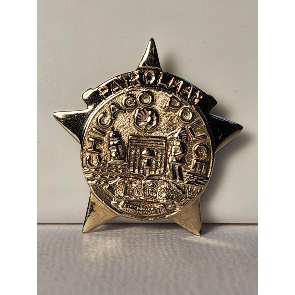 VTG 5g 14K Yellow Gold Chicago Police Patrolman MINI Pin Brooch CPD Fam Estate